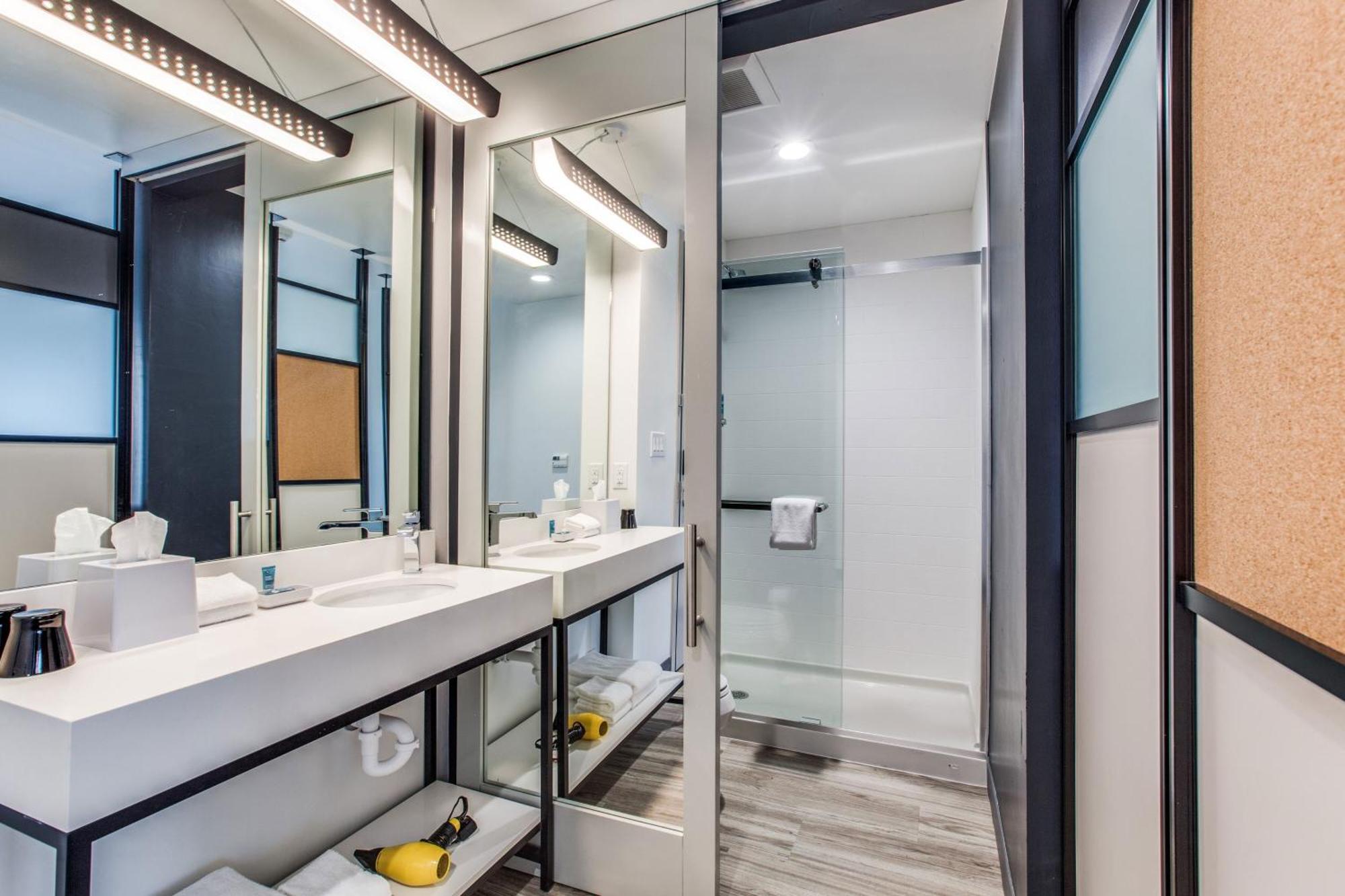 Aloft Dallas Arlington Entertainment District Ngoại thất bức ảnh